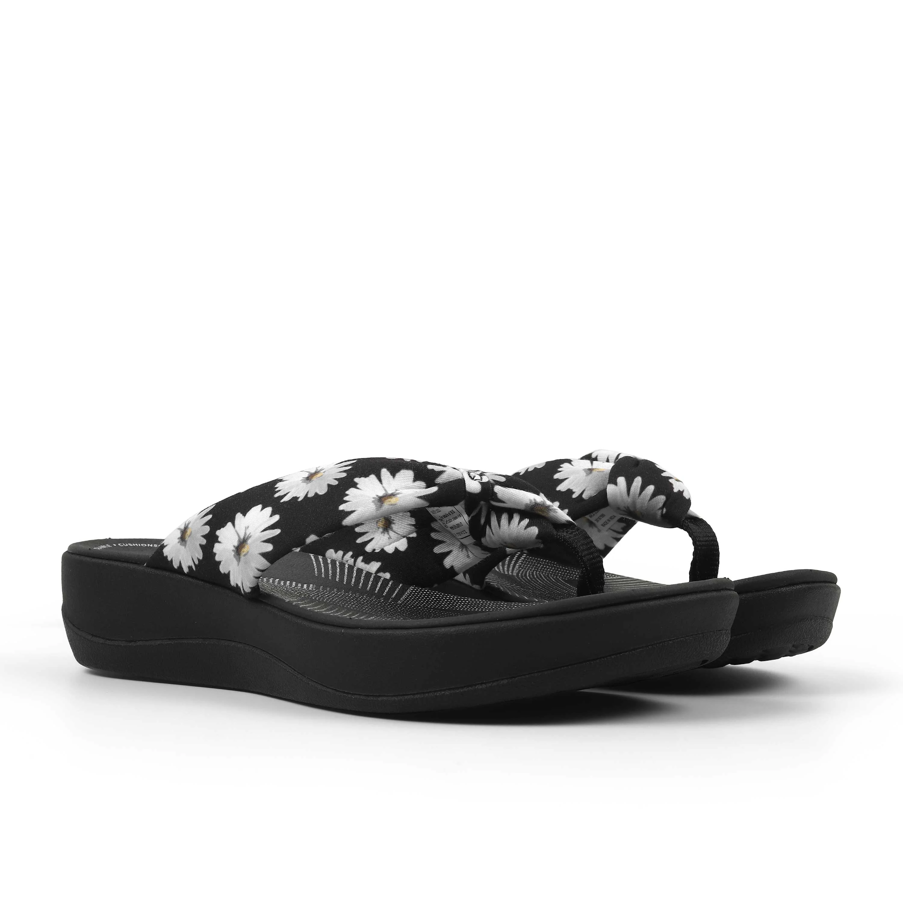 Clarks Women Arla Glison Black Multi Flip Flop - Image 4